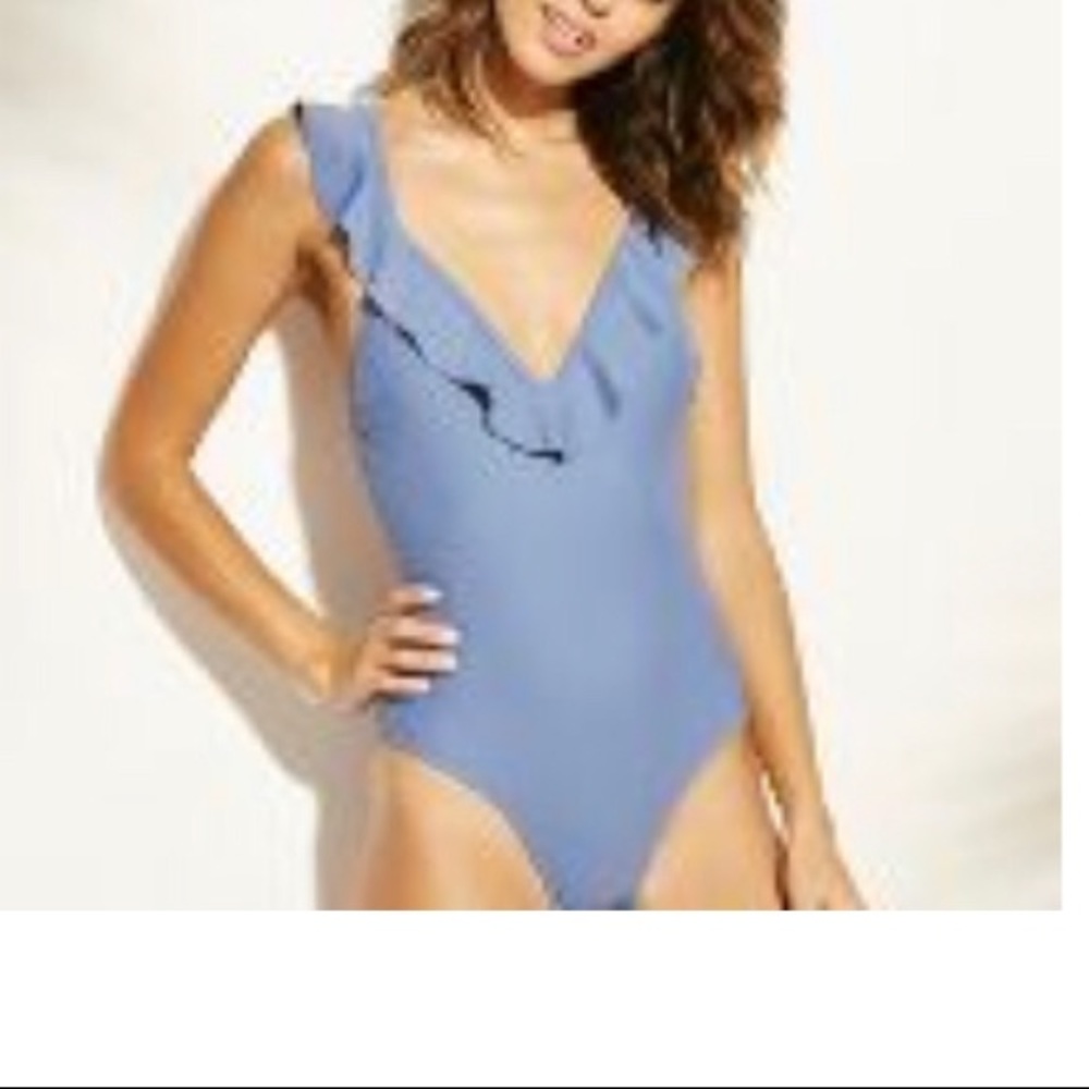 Ruffle one piece swimsuit with scoop back medium